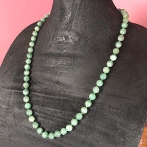 Vintage Apple Green Jade/Jadeite Bead Necklace